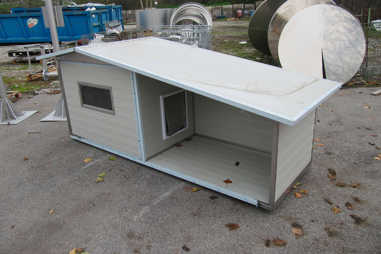 Chalet coibentato per cane